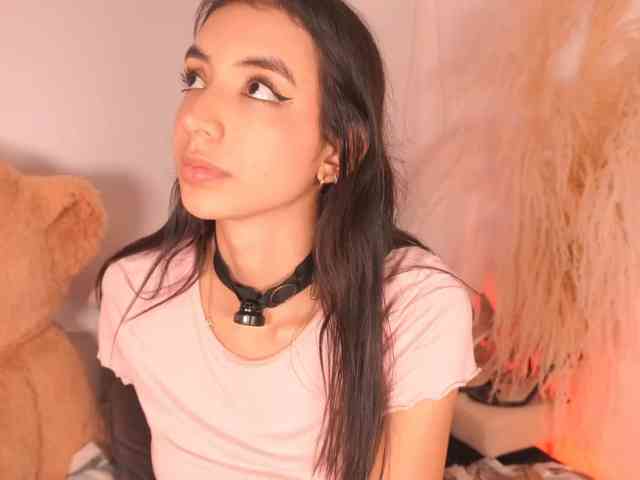LillyThomps webcam
