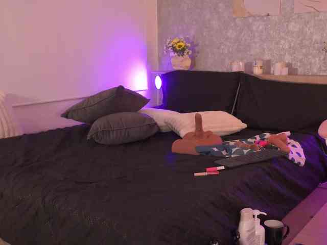 LillyThomps webcam