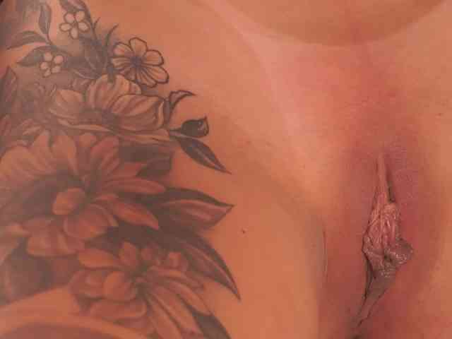 LillyThomps webcam