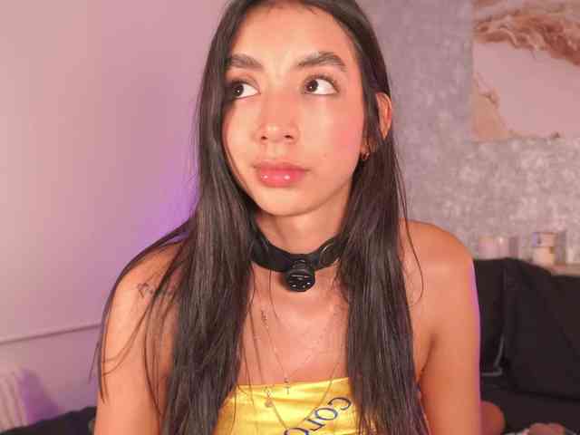 LillyThomps webcam