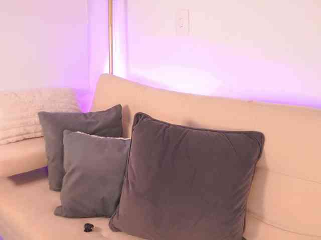 LillyThomps webcam