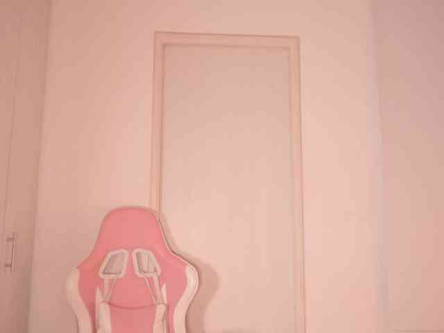 LillyThomps webcam