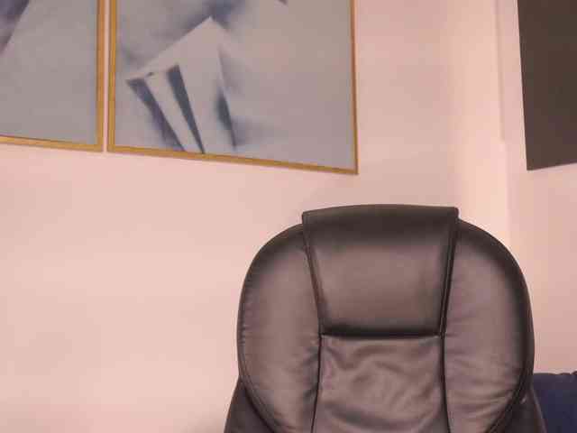 LillyThomps webcam