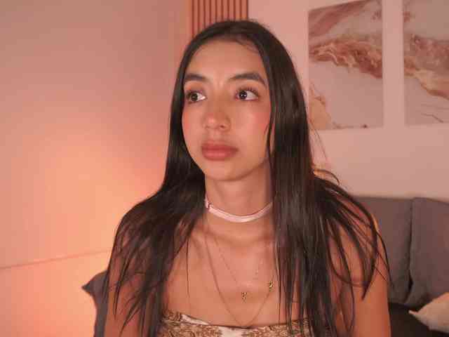 LillyThomps webcam