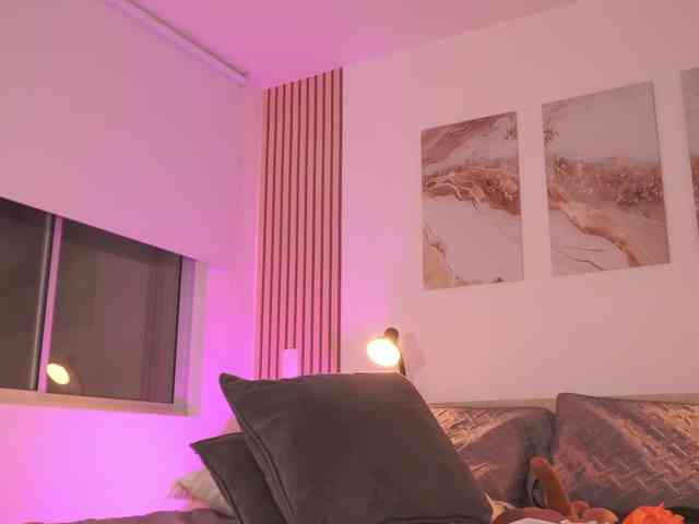 LillyThomps webcam