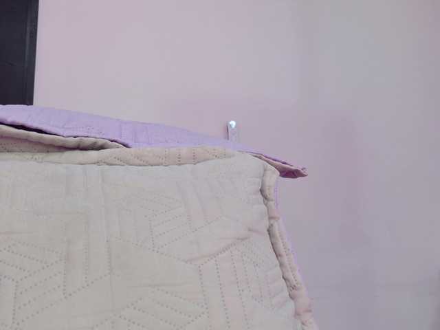 celeste-mrg live cam preview