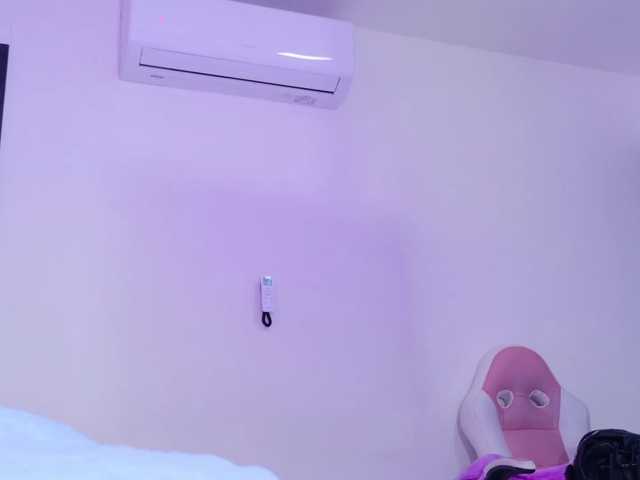 celeste-mrg live cam on BongaCams