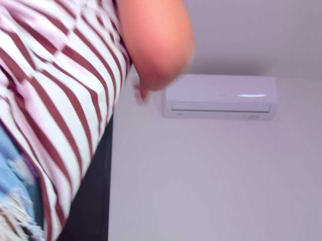 celeste-mrg live cam on BongaCams