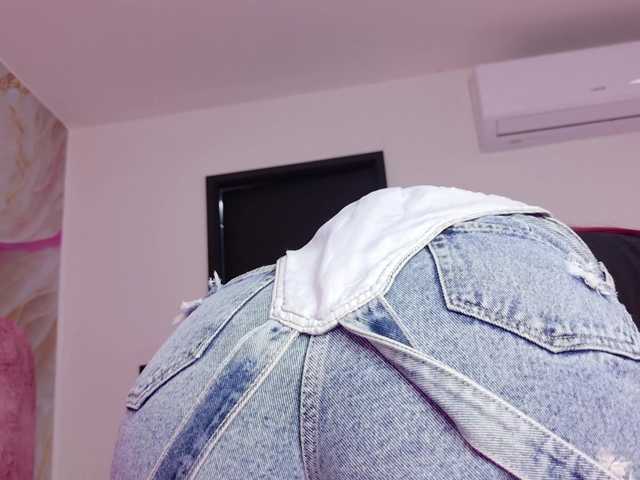 celeste-mrg live cam on BongaCams