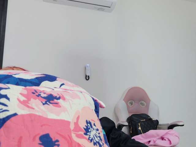 celeste-mrg live cam on BongaCams