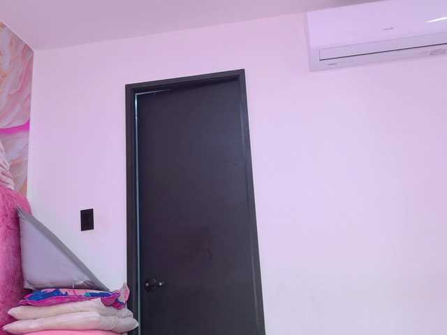 celeste-mrg live cam on BongaCams