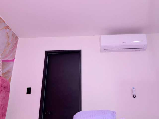 celeste-mrg live cam on BongaCams