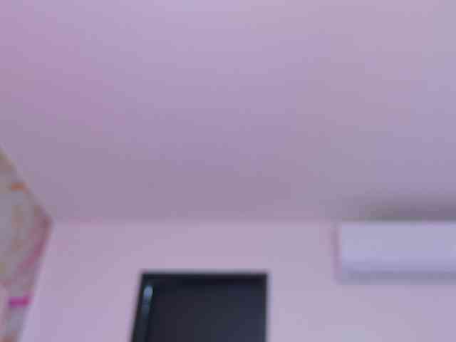celeste-mrg webcam