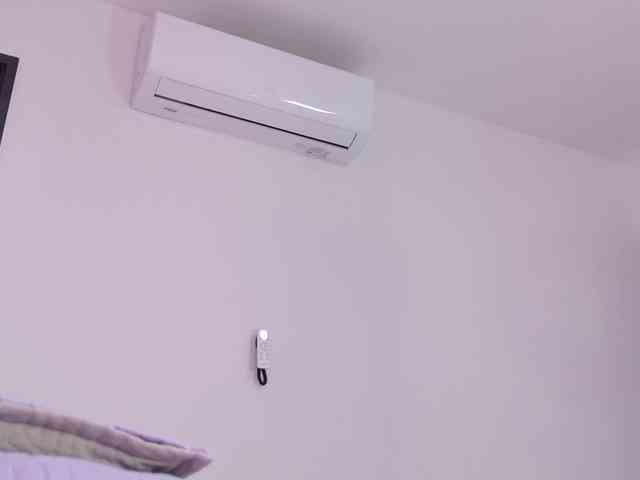 celeste-mrg webcam