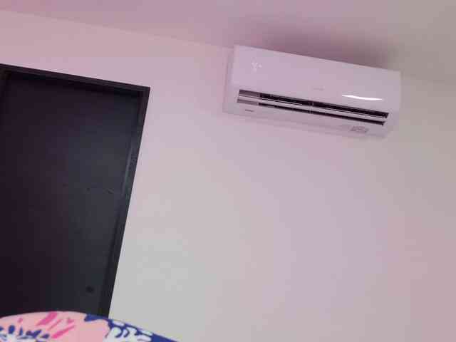 celeste-mrg webcam