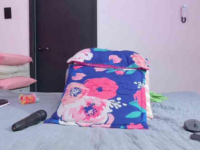 celeste-mrg webcam