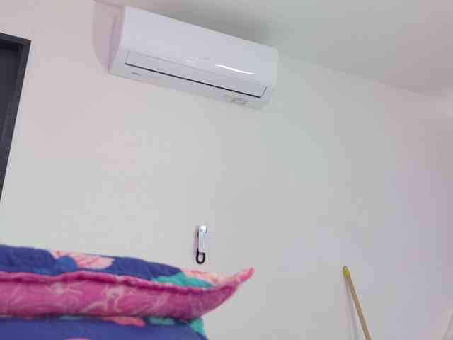celeste-mrg webcam