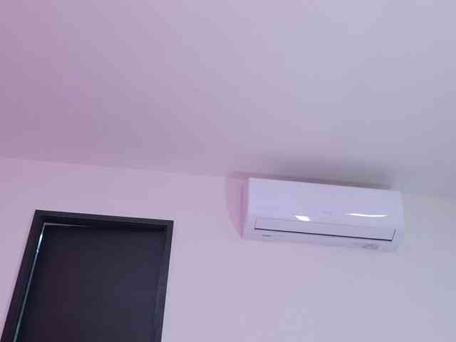 celeste-mrg webcam