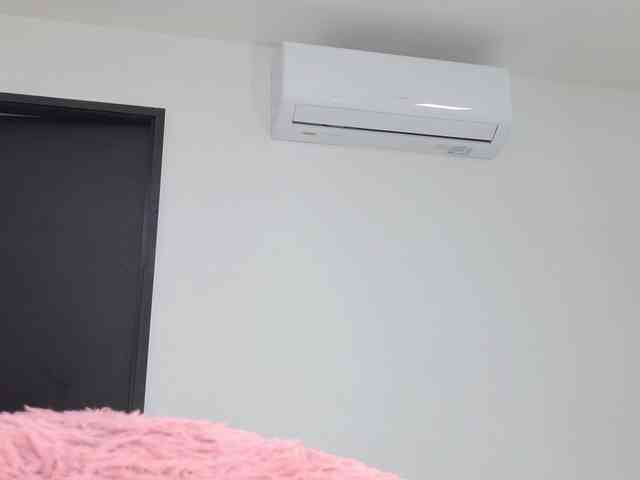 celeste-mrg webcam