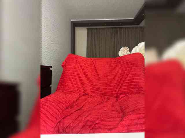 MilanaMURR webcam