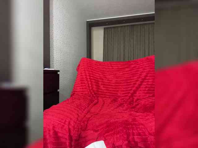 MilanaMURR webcam