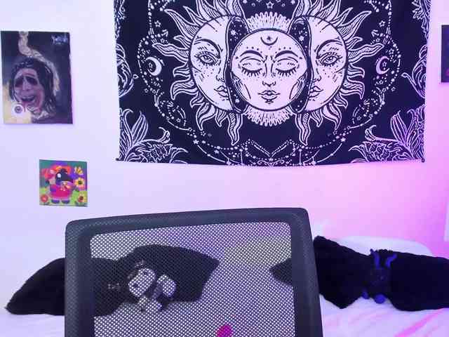 Salome-sweet webcam