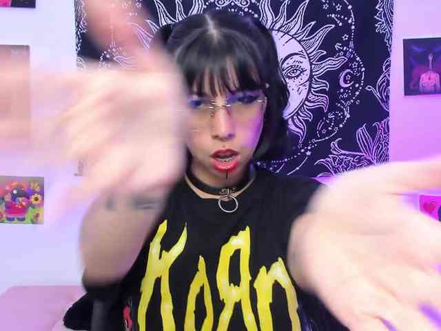 Salome-sweet webcam