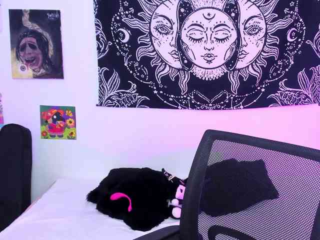 Salome-sweet webcam