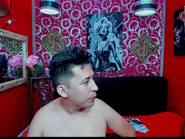 transgato Sex Cam Show