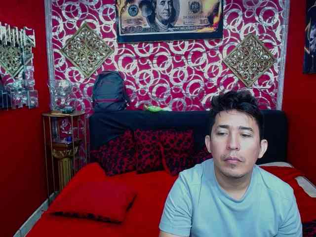 transgato Live Webcam on BongaCams