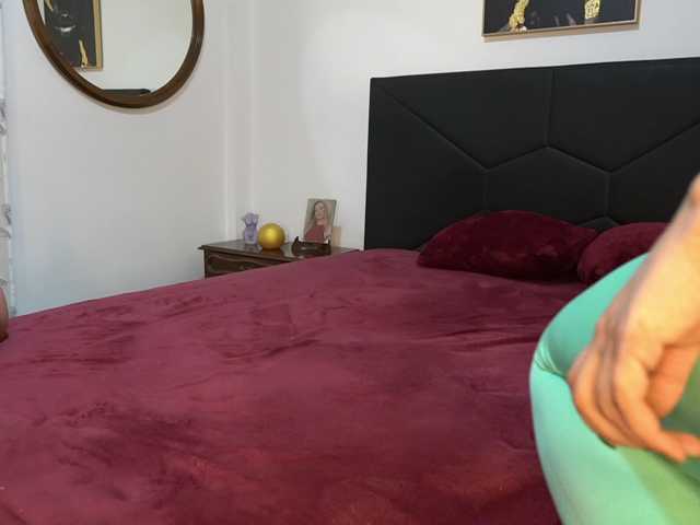 AdelleSweet, live now on BongaCams