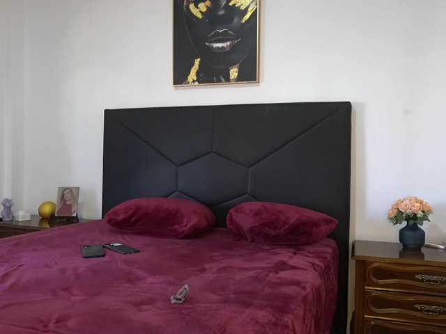 AdelleSweet live cam on BongaCams