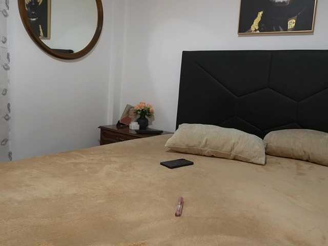 AdelleSweet live cam on BongaCams