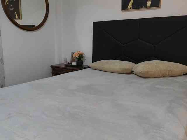 AdelleSweet webcam