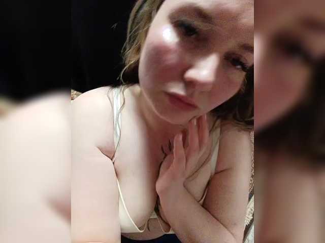 Sweetflowera live cam