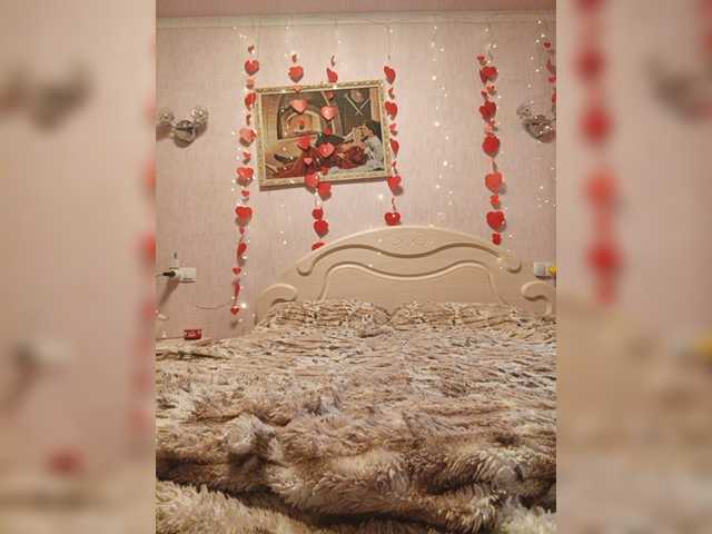 Sweetflowera live cam on BongaCams