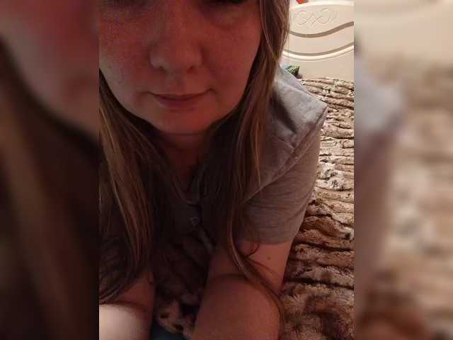 Sweetflowera live cam on BongaCams