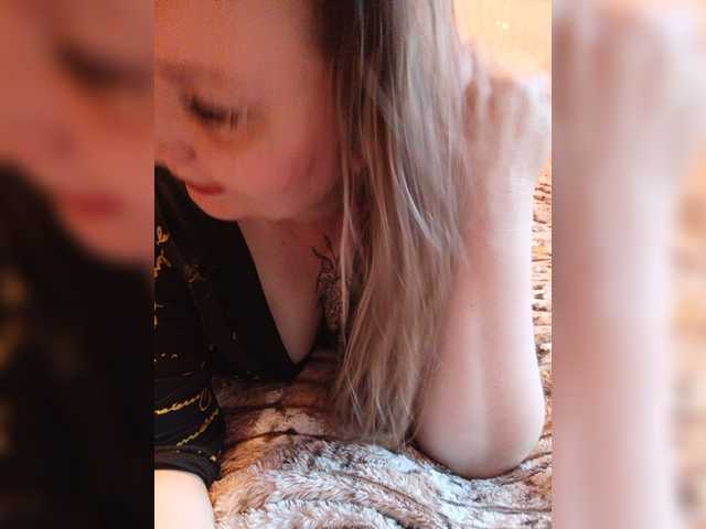Sweetflowera live cam