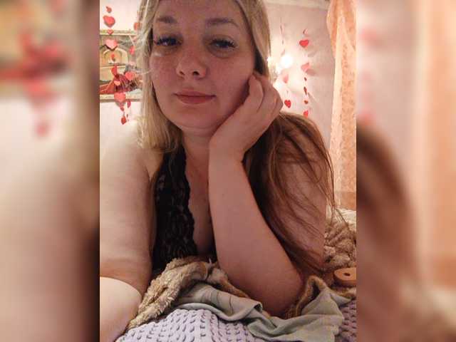 Sweetflowera live webcam show