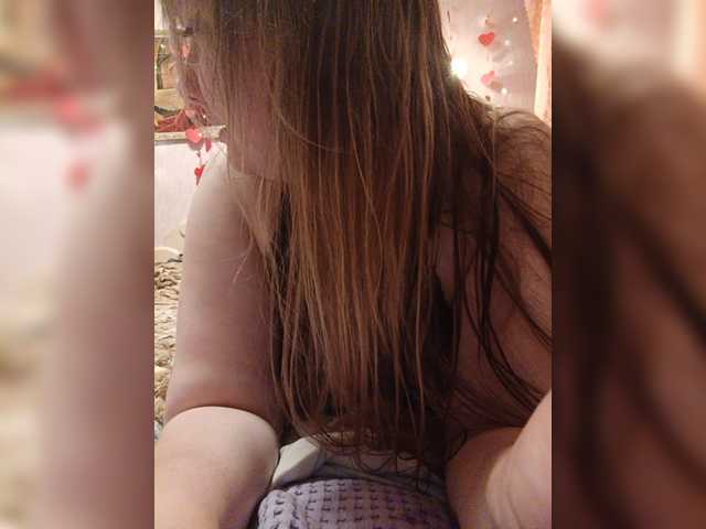 Sweetflowera live webcam show