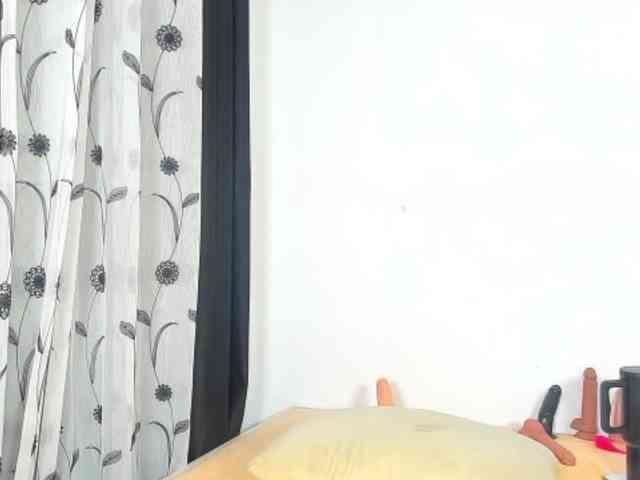 delicious_freak webcam