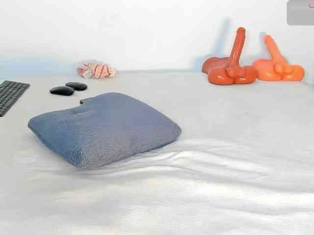 delicious_freak webcam