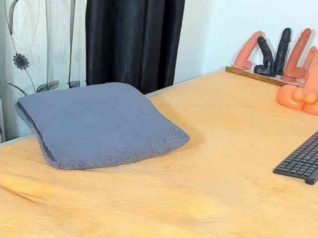 delicious_freak webcam