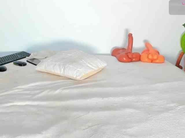delicious_freak webcam