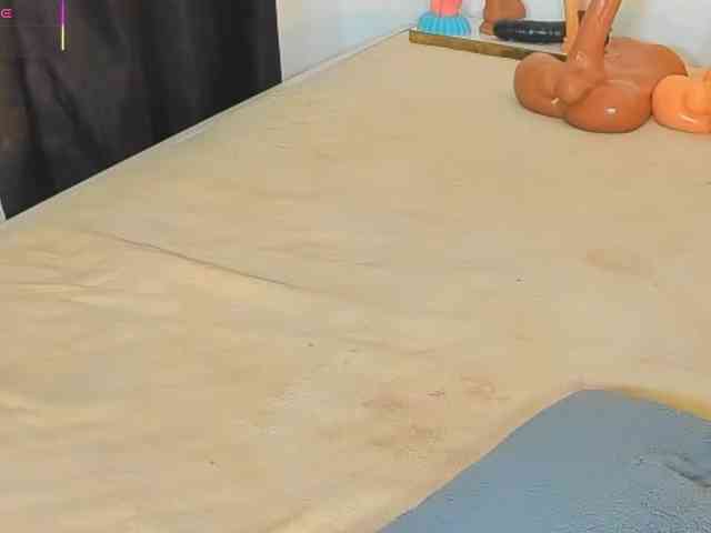 delicious_freak webcam