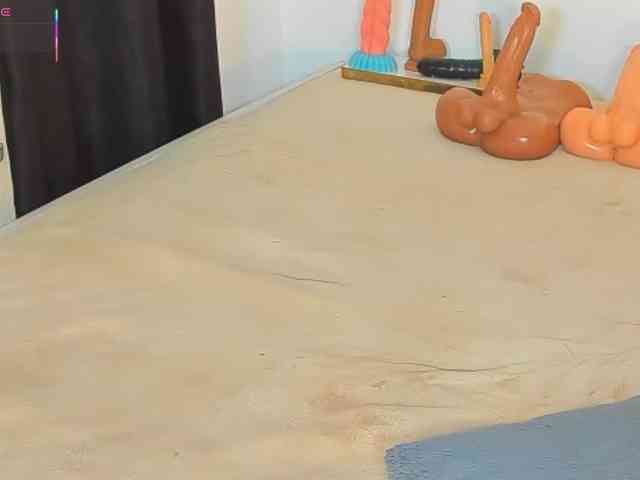 delicious_freak webcam