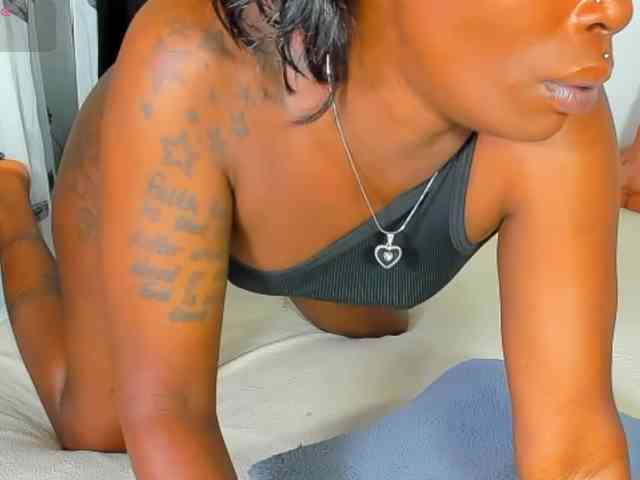 delicious_freak webcam