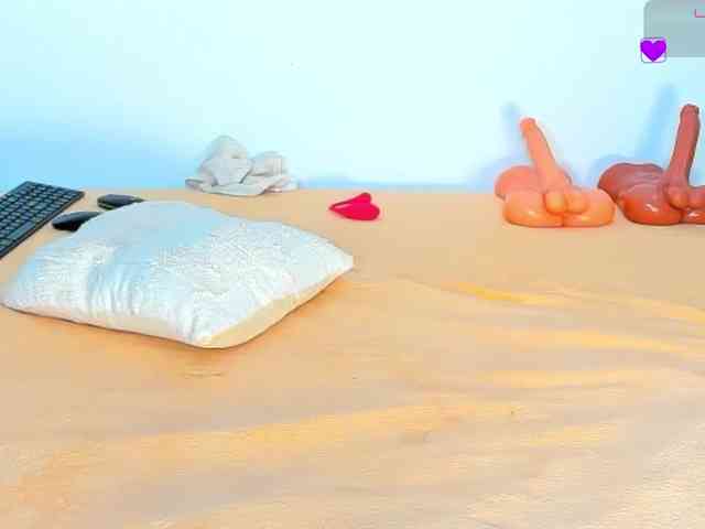 delicious_freak webcam