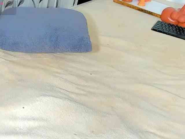 delicious_freak webcam