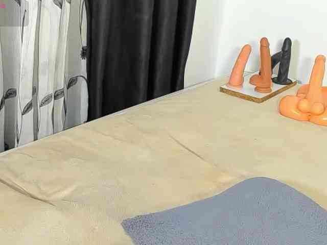 delicious_freak webcam
